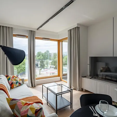 Portowa M1 - Vistula River Nearby, Parking, Balcony - By Rentujemy Appartement