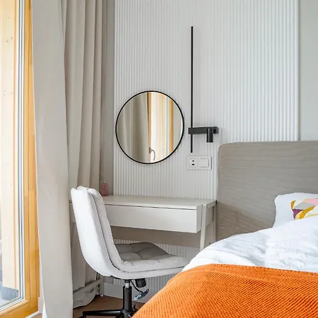 Appartement Portowa M1 - Vistula River Nearby, Parking, Balcony - By Rentujemy Krakau