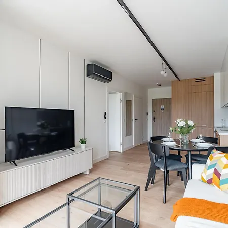 Portowa M1 - Vistula River Nearby, Parking, Balcony - By Rentujemy Appartement