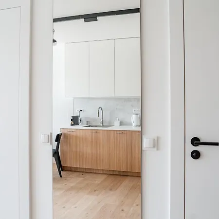 Portowa M1 - Vistula River Nearby, Parking, Balcony - By Rentujemy Krakau